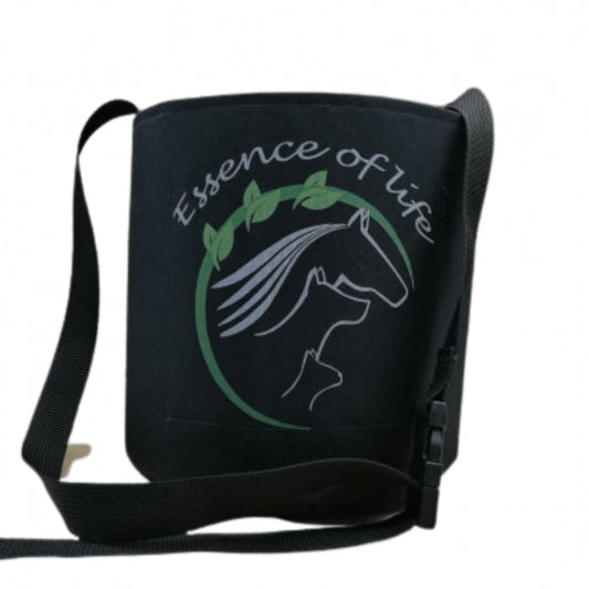 Masque tissus lavable et réutilisable de la marque Essence Of Life pour inhalation cheval et poney par insertion de compresses imbibées d’huiles essentielles