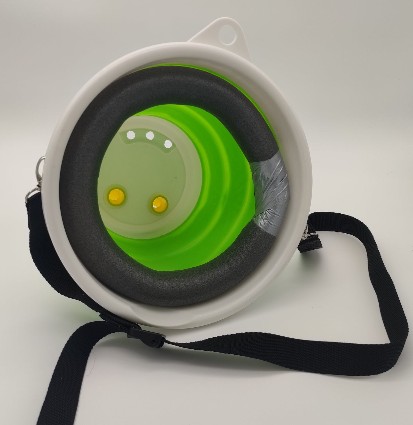 Masque rigide, lavable, pliable et réutilisable pour inhalateurs pour chevaux