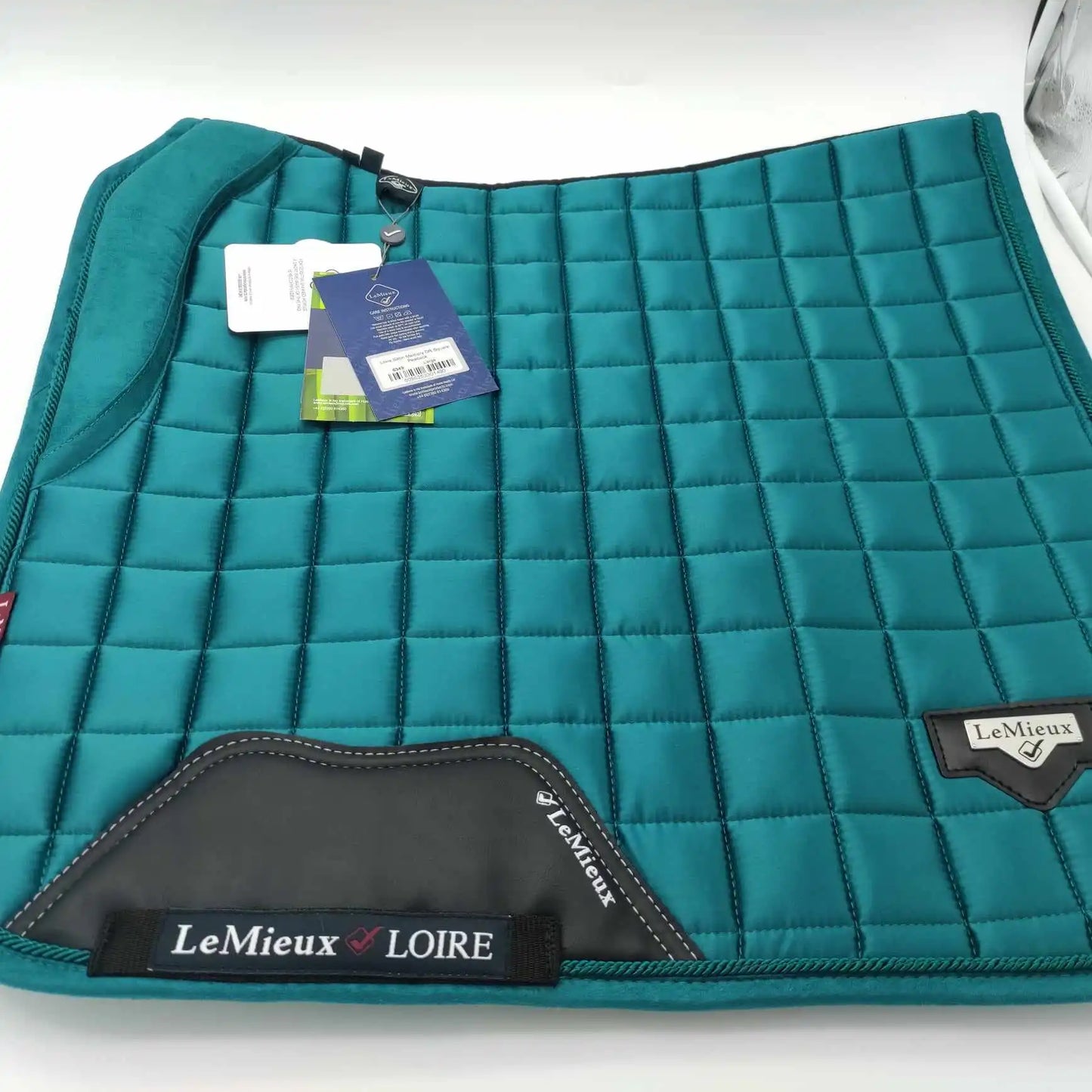 Tapis de dressage lemieux loire memory square peacock
