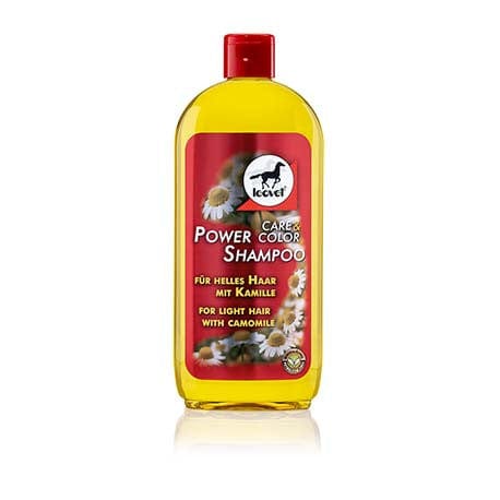 Flacon de 500ml de shampoing pour chevaux et poney enrichi en camomille romaine qui éclaircie naturellement les robes claires et donne un éclat unique.