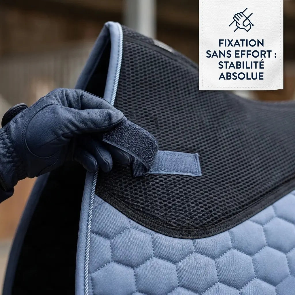 Ajustement des passages de sangle à scratch du tapis BR Oblivion Mesh.
