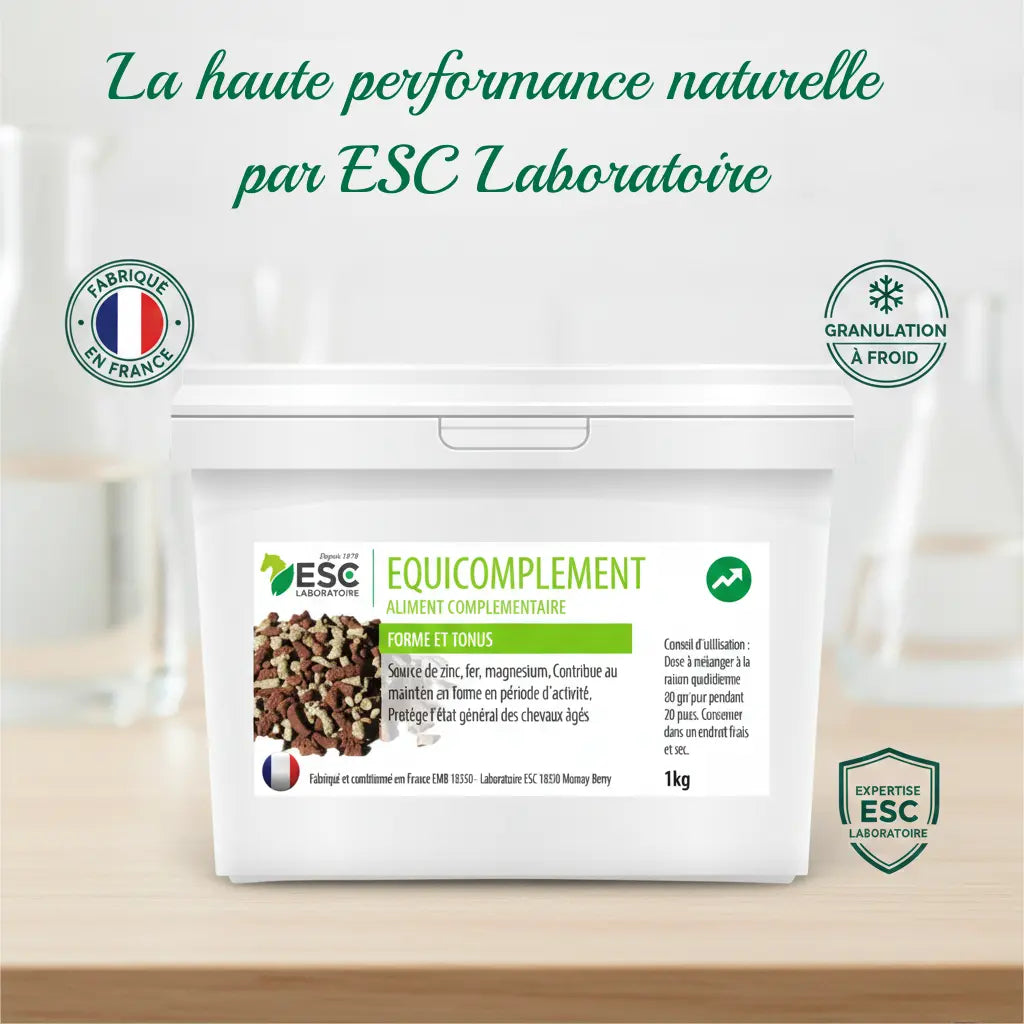 Complément alimentaire cheval EquiComplément fabriqué en France par granulation à froid.