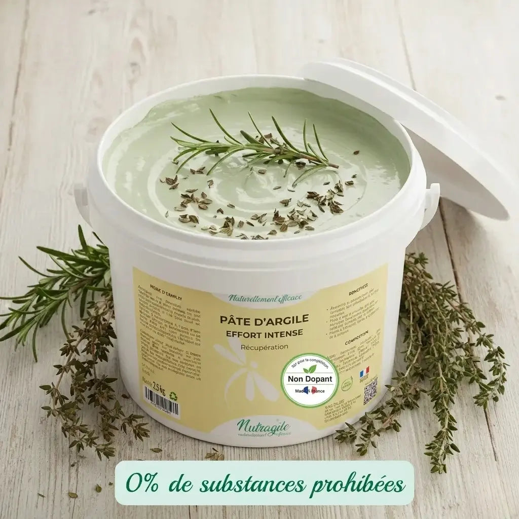 Argile de soin cheval non dopante aux extraits de plantes, fabriqué en France.