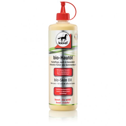 Flacon de 500ml d’huile naturelle Idéale pour apaiser les démangeaisons ainsi que les dermites estivales du cheval et du poney, régénérer les zones de peau lésées et stimuler la croissance du poil.